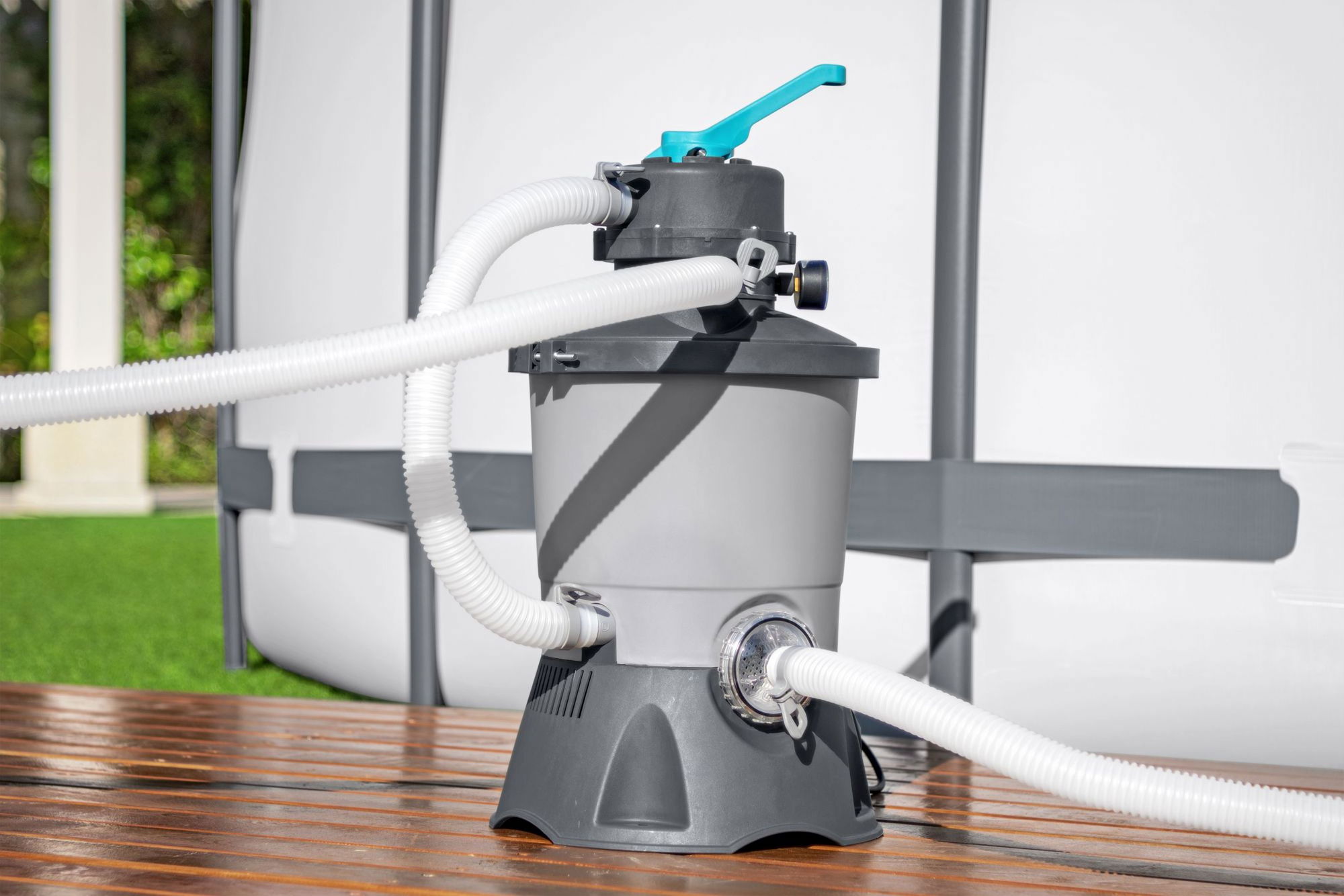 Bestway Sandfilteranlage 3.596 lh 85 W für Pools 1.100–16.600 l Bestway Sandfilteranlage 3.596 lh 85 W für Pools 1.100–16.600 l