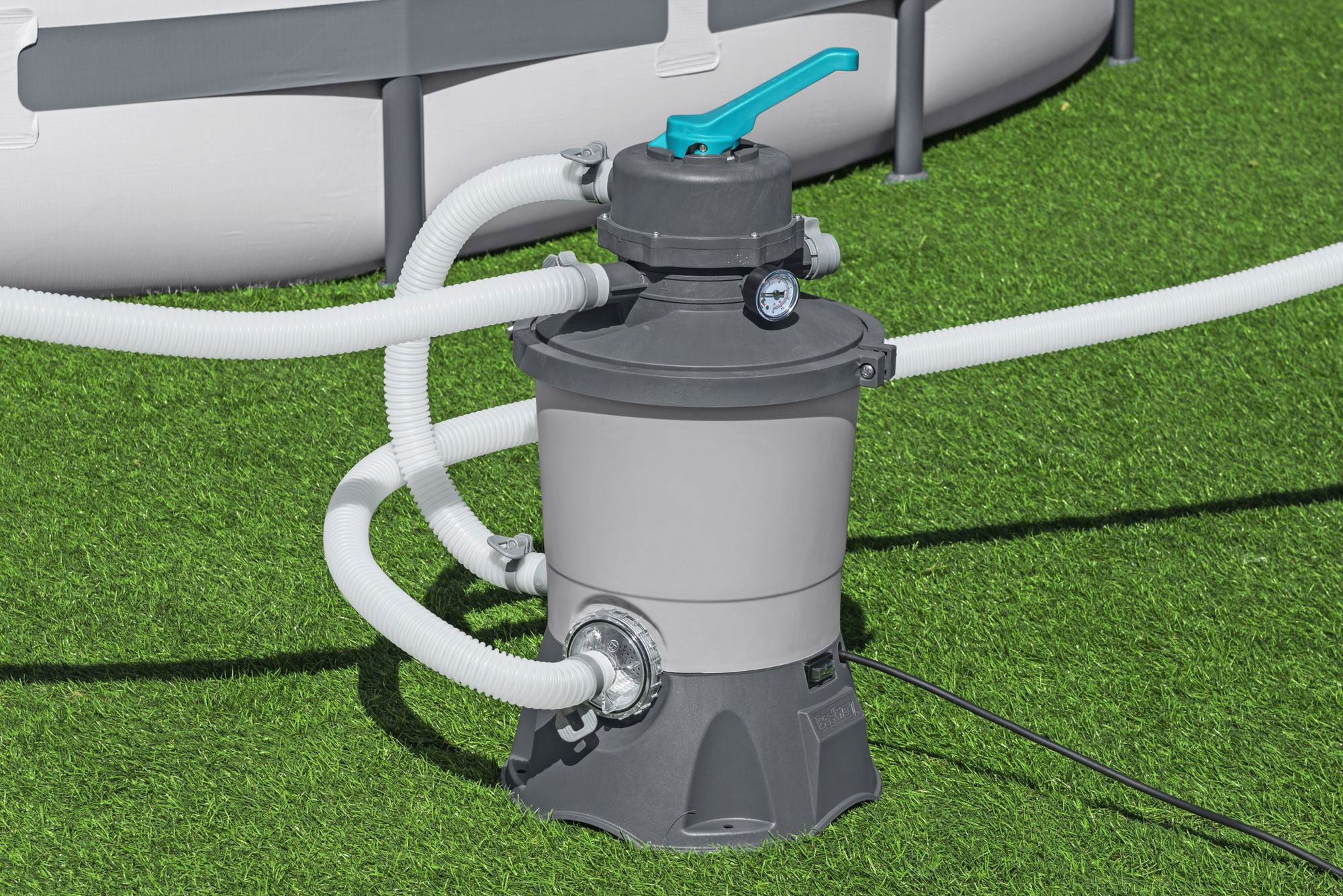 Bestway Sandfilteranlage 3.596 lh 85 W für Pools 1.100–16.600 l Bestway Sandfilteranlage 3.596 lh 85 W für Pools 1.100–16.600 l