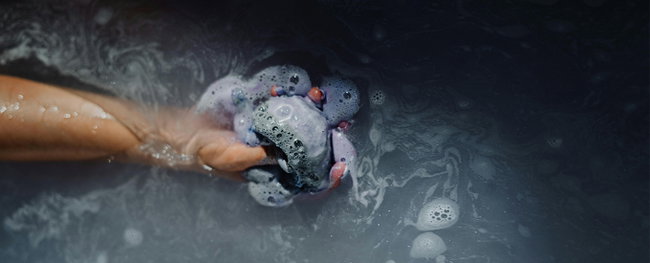 poolplatz.de-blog-whirlpool schmutziges putzwasser