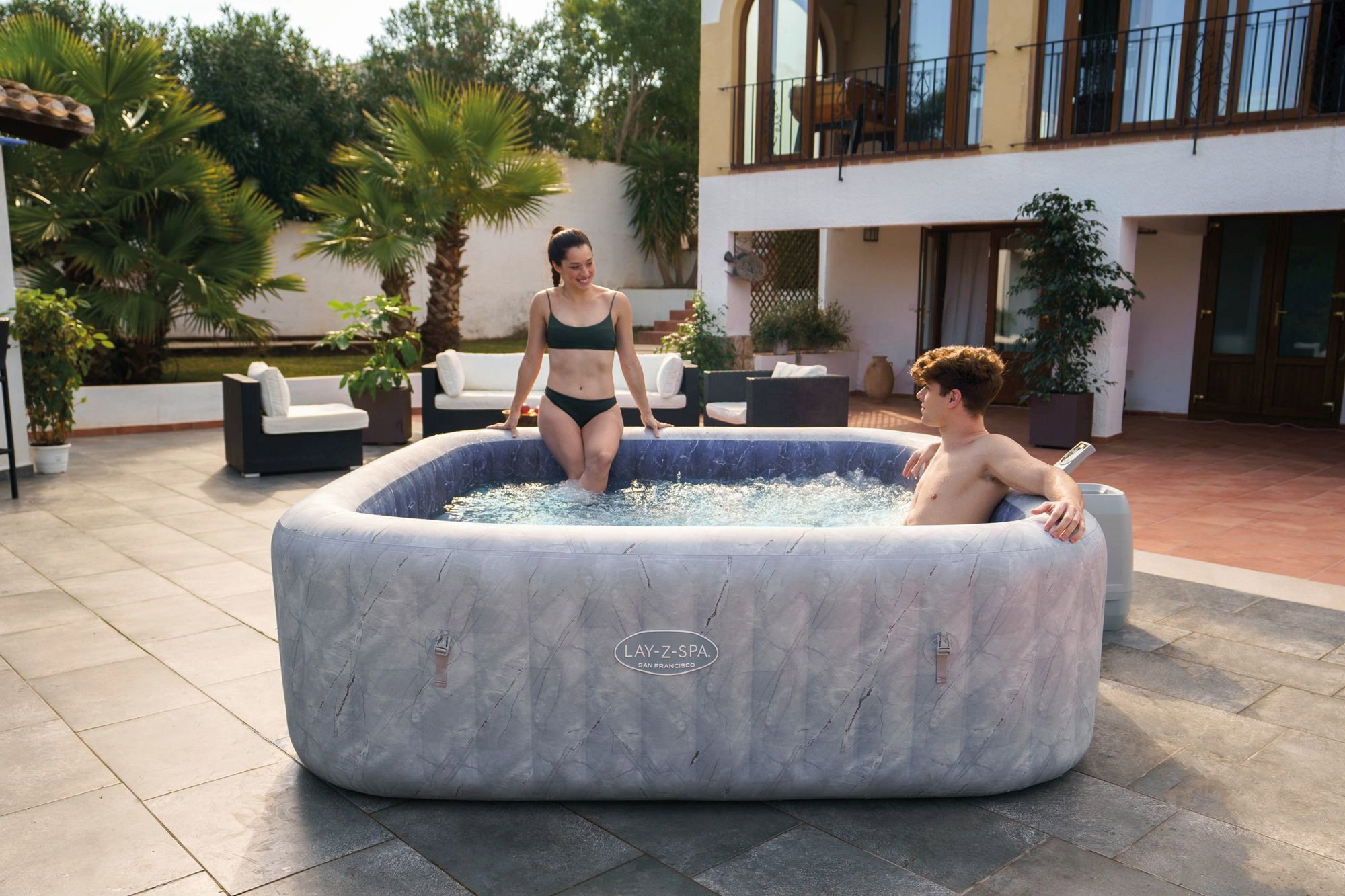 Bestway LAY-Z-SPA San Francisco HydroJet Pro Whirlpool 7 Personen
