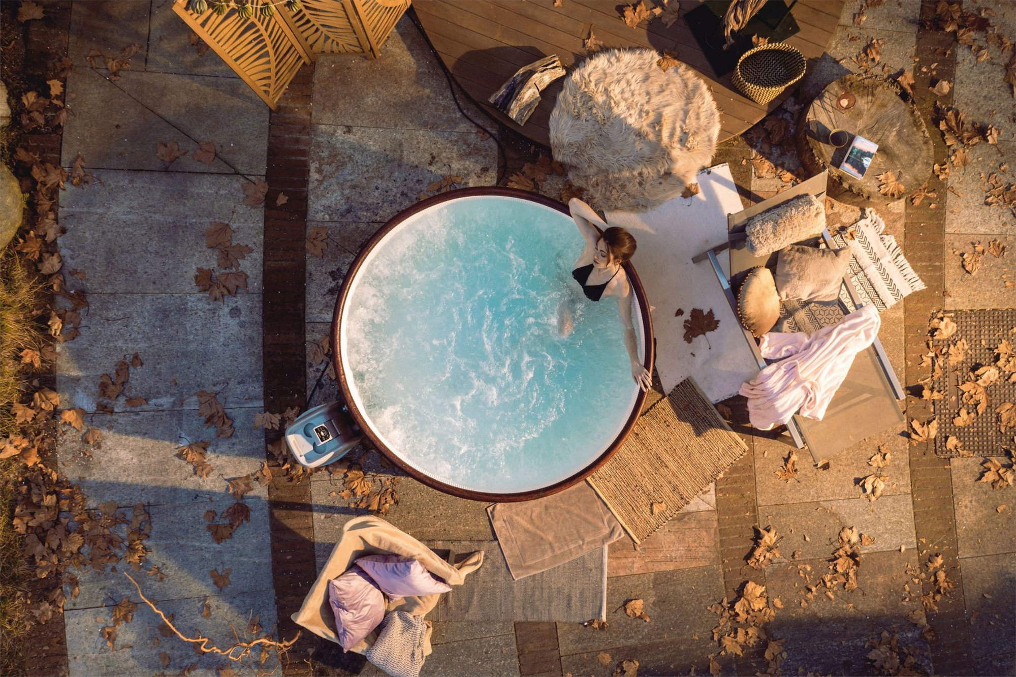 Bestway LAY-Z-SPA Helsinki AirJet Plus Whirlpool Ø 180 x 66 cm 7 Personen